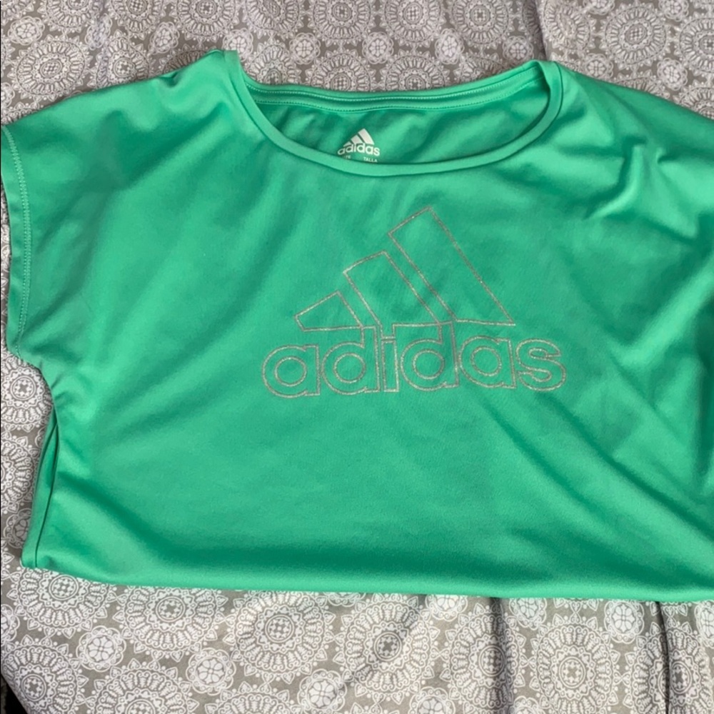 Adidas T-shirt